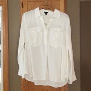 Long sleeve linen cargo top